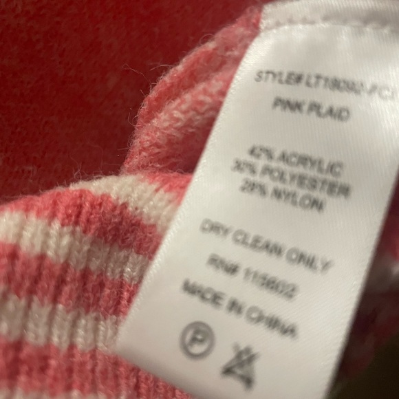 Pink and white plaid knitted crop medium sweater - Picture 2 of 4